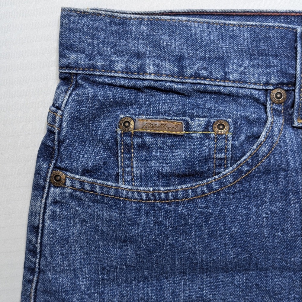 Eddie Bauer Women 14 Denim Skirt 100% Cotton Indigo Knee Length 90s Minimalist - Picture 3 of 8